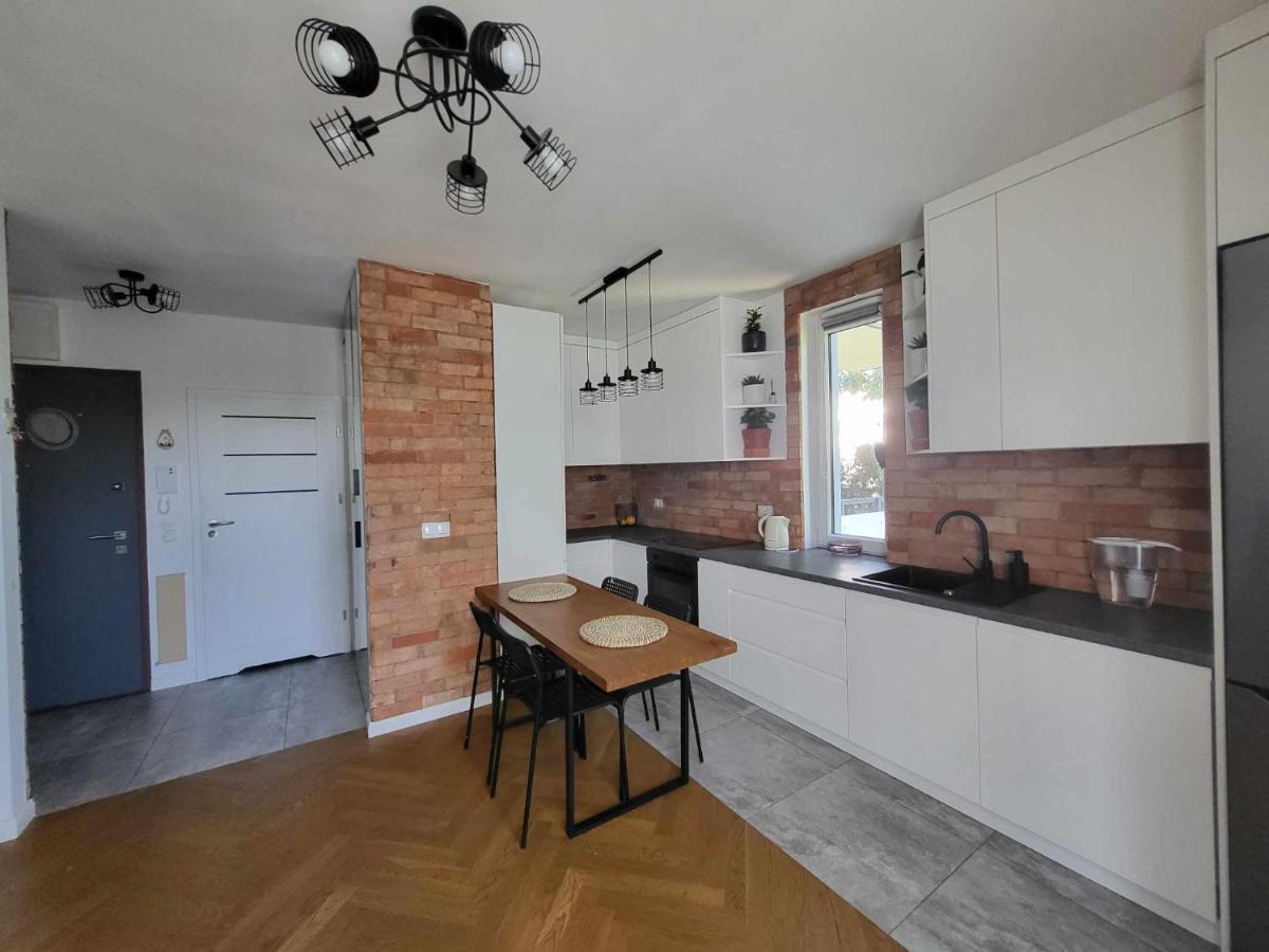 Friendly Apartment Blisko Progresji Varsó Kültér fotó